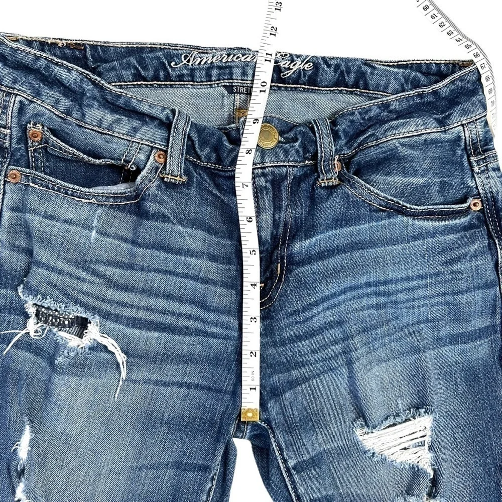 American Eagle AEO Y2K Distressed Grunge Frayed Slouchy Mid Rise Jeans Size 4